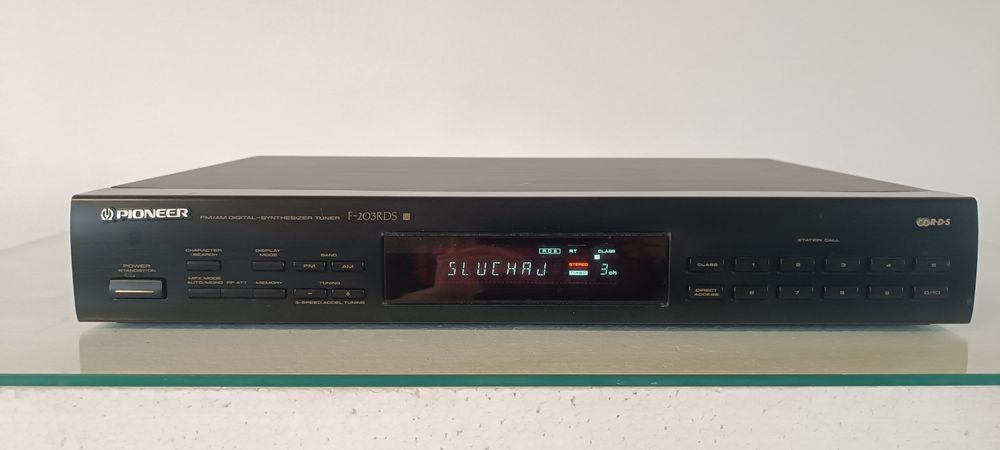 Tuner Pioneer F-203 RDS sprawny