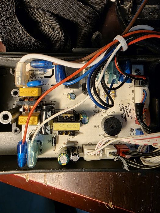 Desumidificador MEI DH 5020 com compressor avariado
