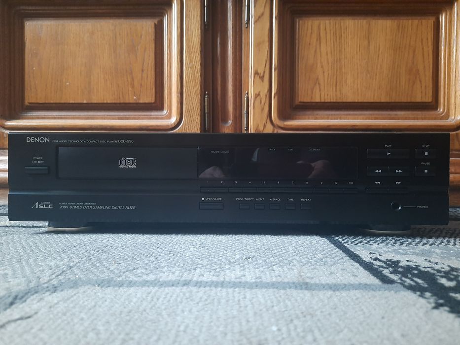 Odtwarzacz CD DANON 590