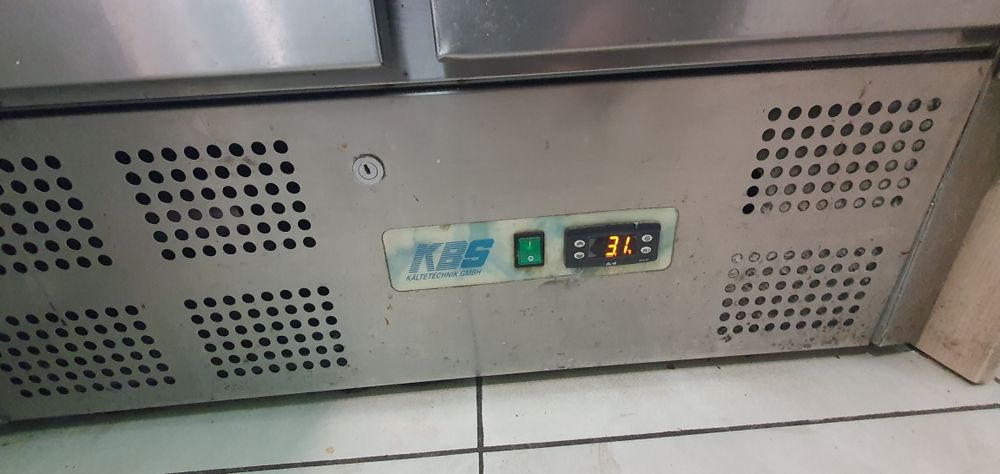 Стіл холодильний для піци FROSTY PS900