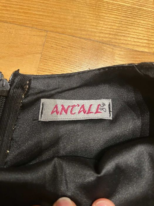 Sukienka balowa Sylwestrowa do kolan złota marki Antall Rozmiar 38