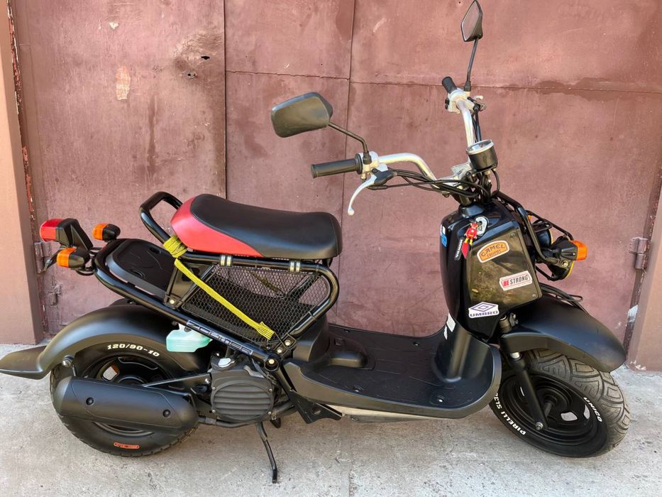 Скутер Мопед  Honda  zoomer