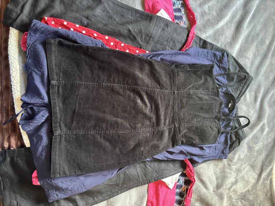 Lote 10 Peças de roupa de mulher tamanho XS