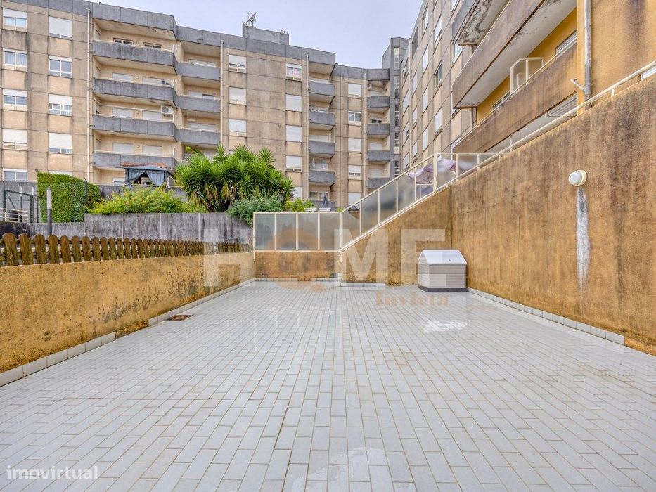 T1 com Terraço Privativo, Piscina e L Garagem | Valongo