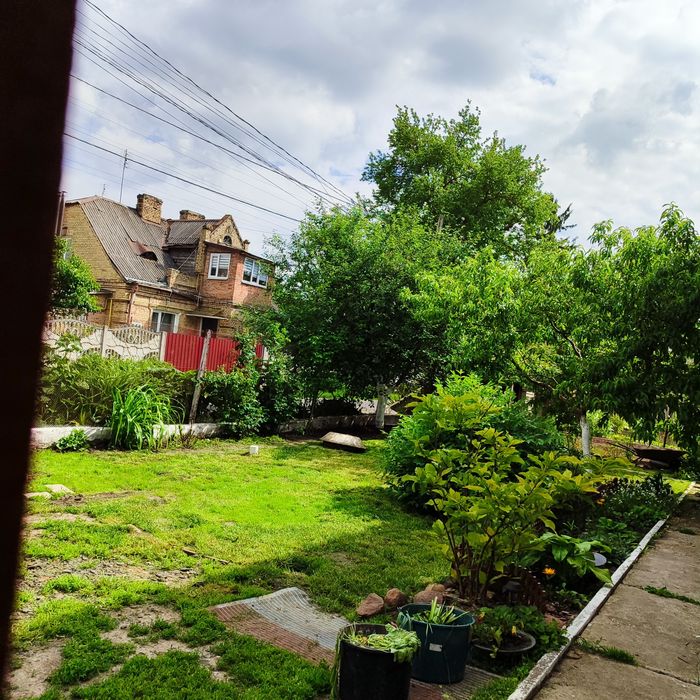 Продам будинок у центрі міста