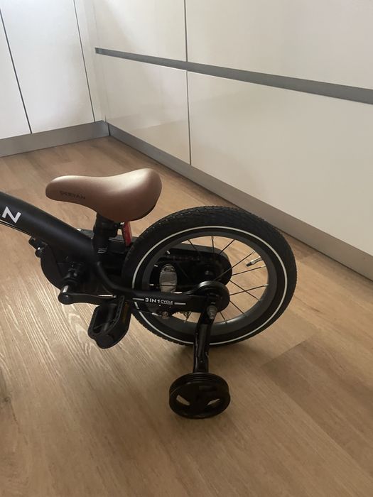 Bicicleta para criança nova ainda em caixa