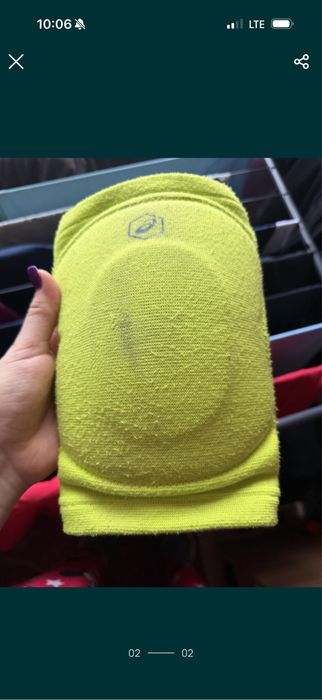 наколінники asics