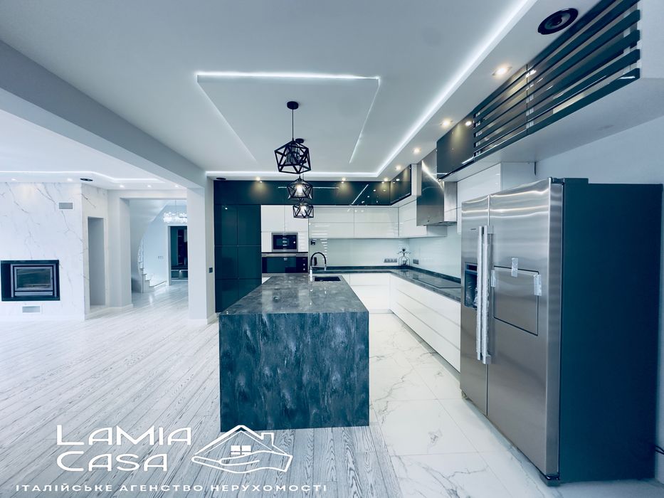 Продаж VIP будинку у престижному районі