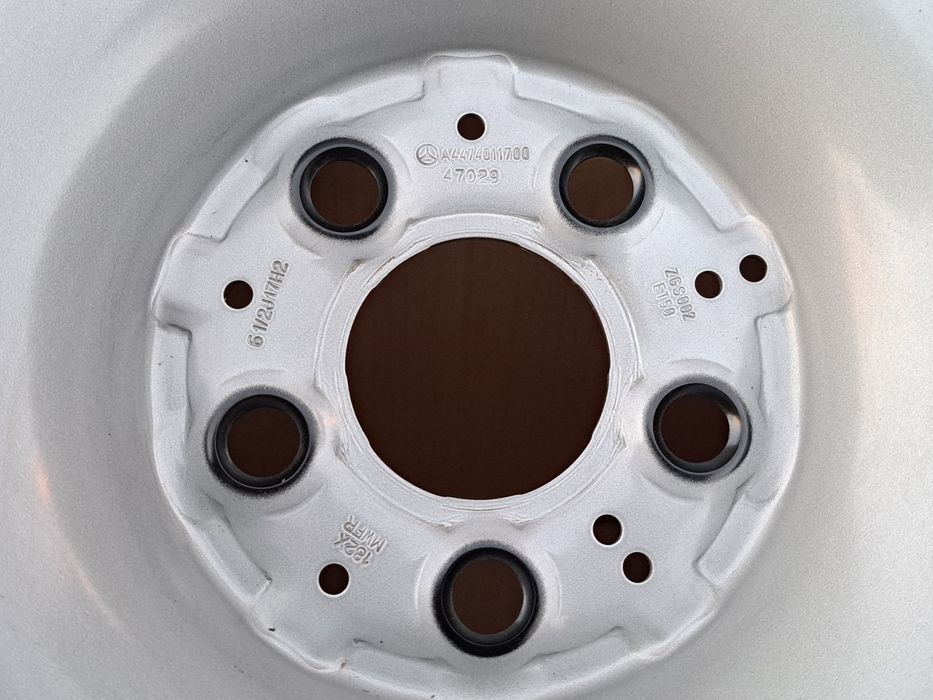 Felgi stalowe 17 5x112 Mercedes Vito A447 z czujnikami TPMS NOWE