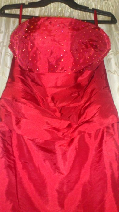 платье вечернее красное длинное КРАСИВОЕ на размер 44- 46 - 48