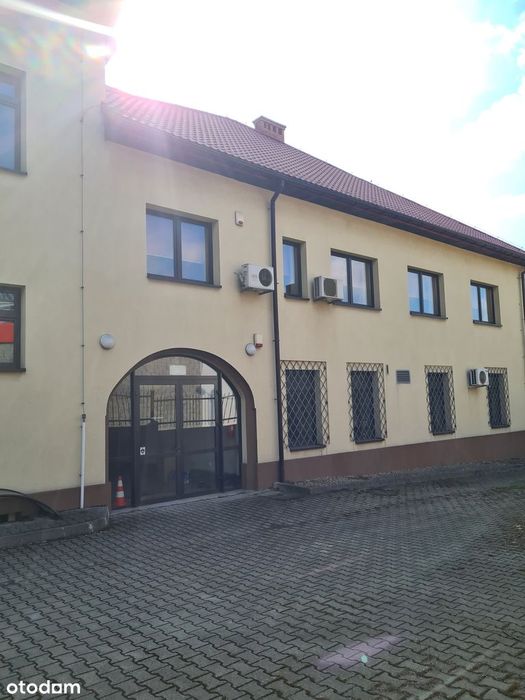 Biura hale place manewrowe parkingi samochodowe
