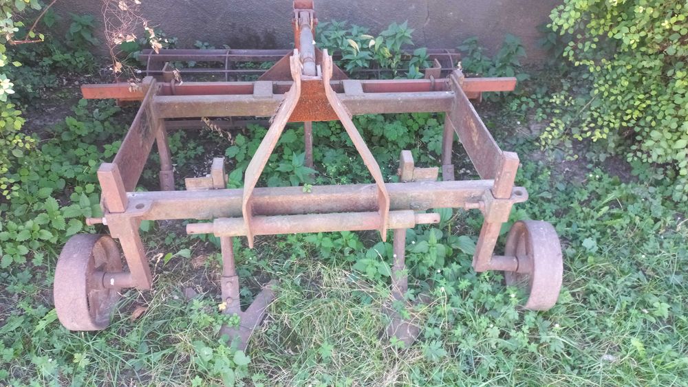 Продам трактор Т25