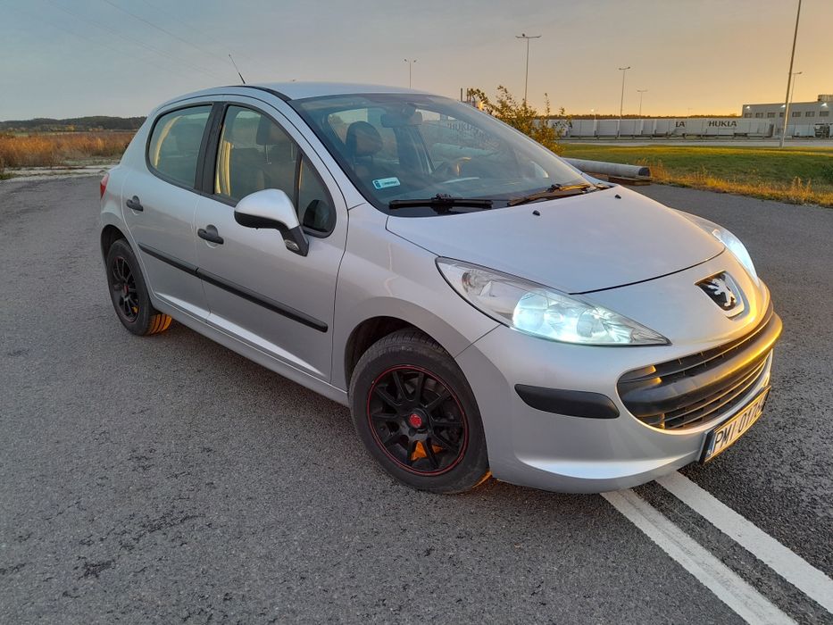 Peugeot 207
