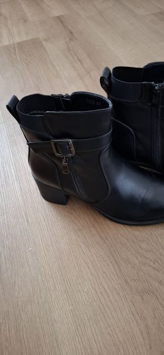 Sprzedam buty damskie