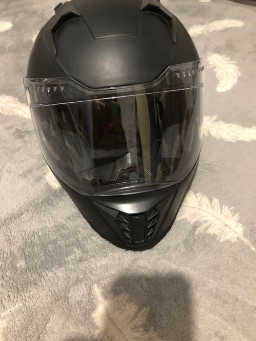 Мотошолом для мотоцикла