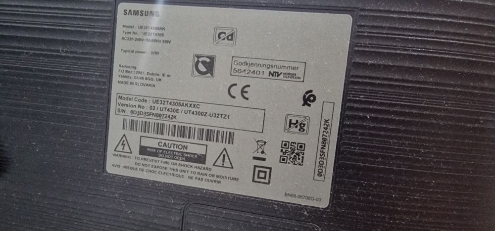 Vendo TV samsung 32 com  led partido