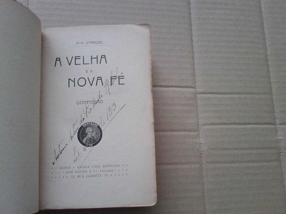 A velha e a nova fé