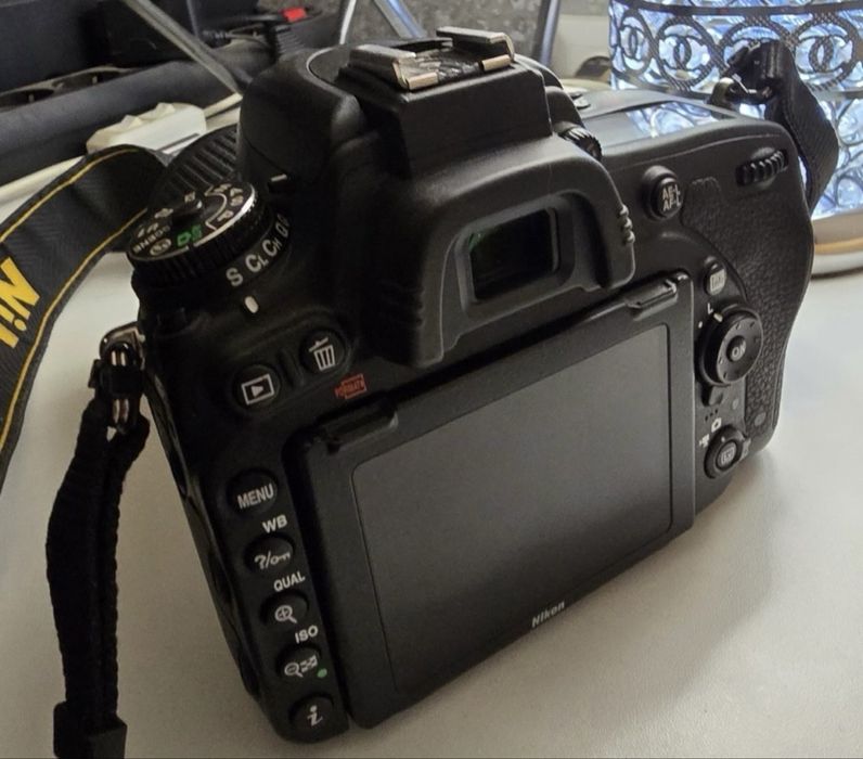 Фотоаппарат Nikon D7000 з об'єктивом Tamron 28-70 - готовий комплект