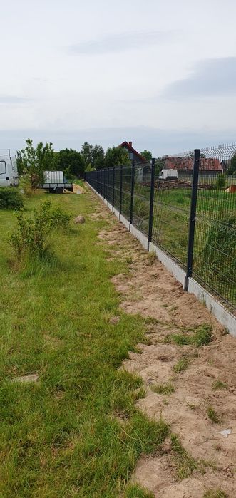 Montaż ogrodzeń systemowych