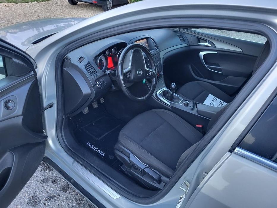 Opel INSIGNIA 2.0 160ps