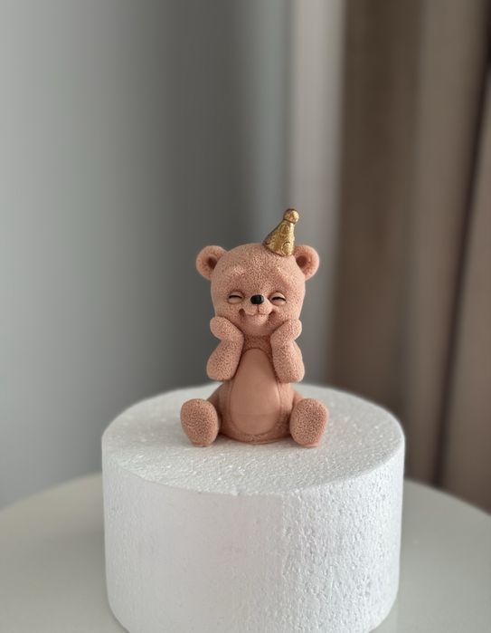 Miś w czepeczce Figurka na tort