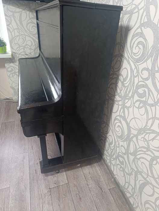 Продам фортепіано