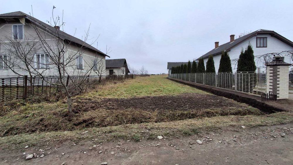 Продаж ділянки 15 сот в с Радча, газ, світло, асфальт, С/Г, недорого