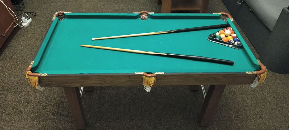 Бильярд детский,можно и не детям