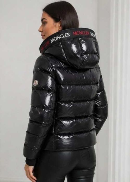 Kurtka czarna Moncler S