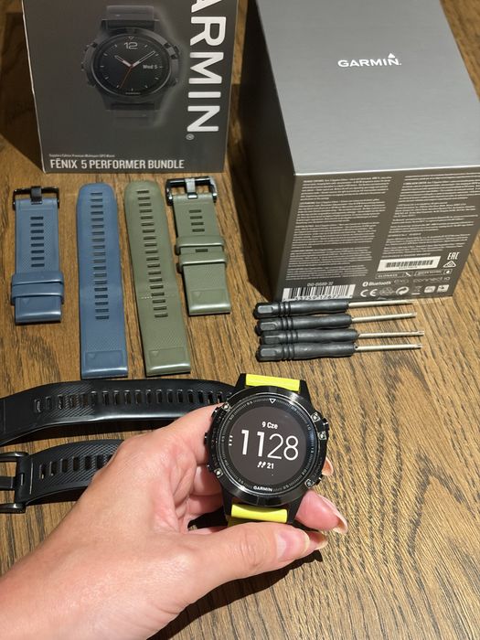 Zegarek Garmin Fenix 5 Sapphire
