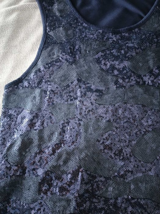 Granatowa bluzka top Orsay r. 38 – cekiny, idealna na imprezę