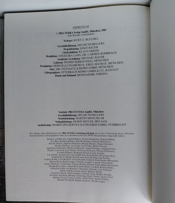 Продам книгу Natur-paradiese in Deutschland