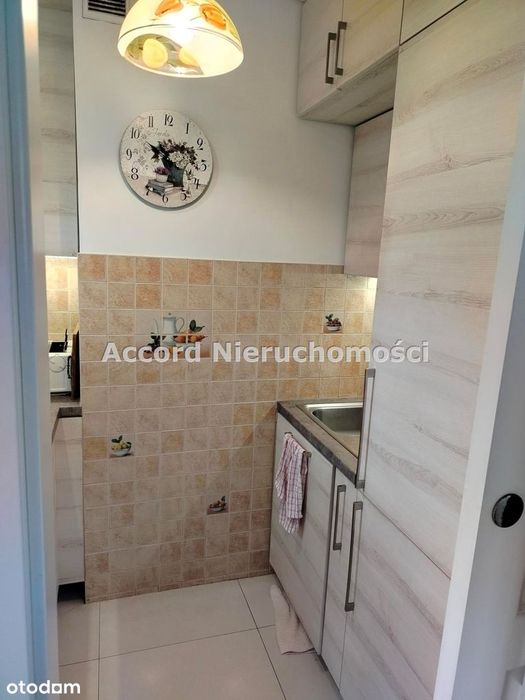 Krzyki - 3 pok, Powstańców Śl. meble, balkon
