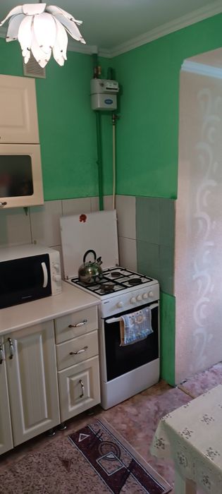 Продам 1 кімнатну .гостинку м.ПІВДЕННЕ