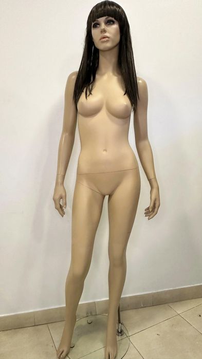 Vendo Manequins Senhora realistas