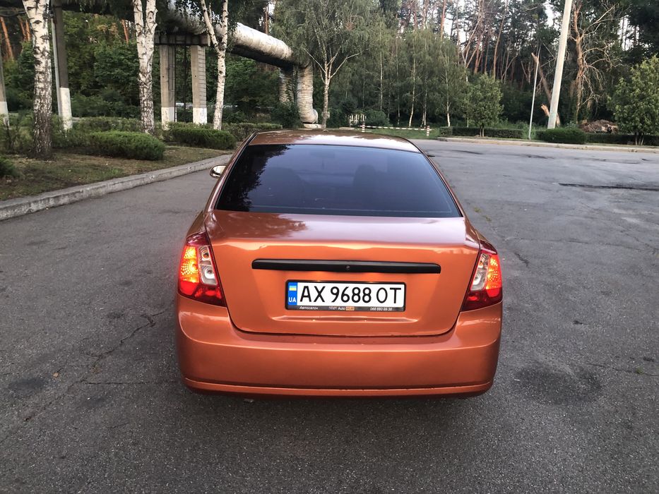 Продаю машину Chevrolet Lacetti