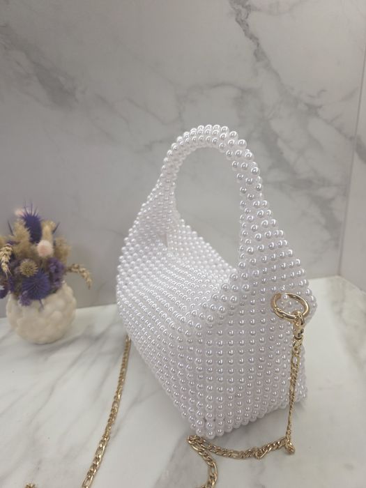 Сумка багет з намистин / бусин біла з підкладкою