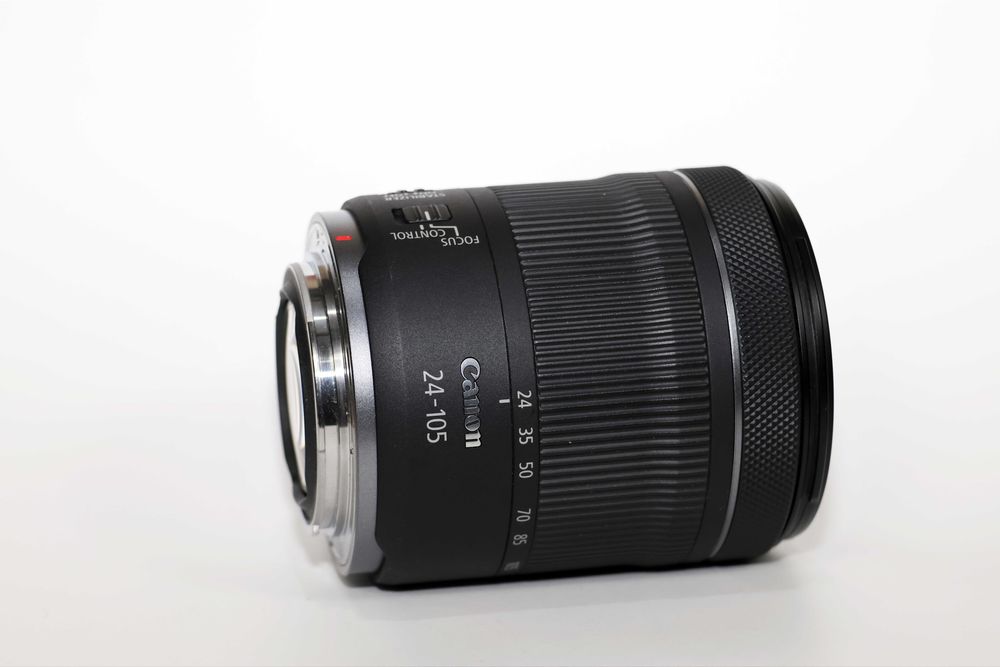 Lente Canon RF 24-105 mm F4-7.1 IS STM