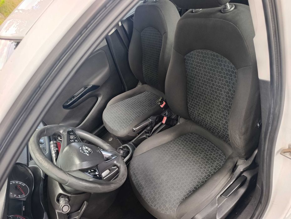 Opel Corsa 1.4 Automático 2015