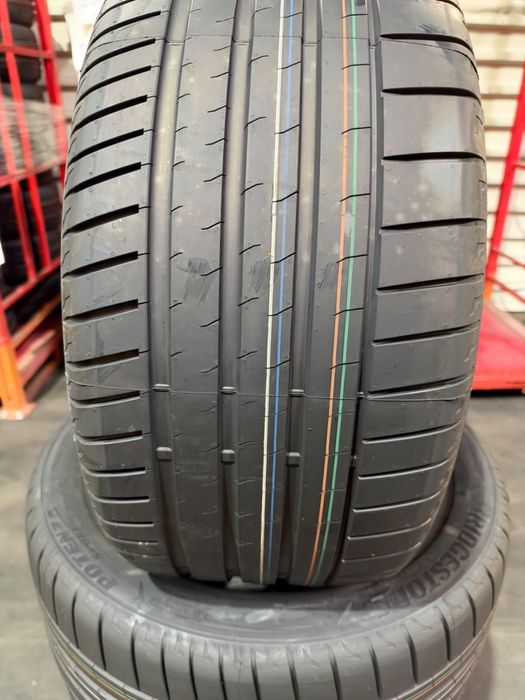 Bridgestone 295/40/R20 нові