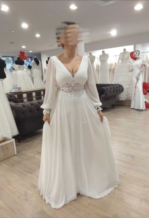 Delikatna suknia ślubna 38/40 muślinowa