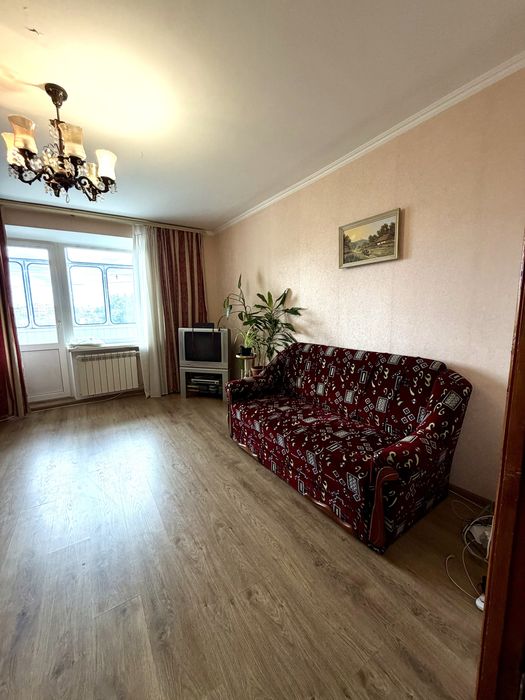Оренда 3к квартири, Виставка