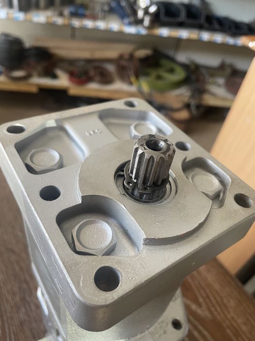 Fortschritt pokosówka kosiarka E303 E302 Pompa główna podwójna