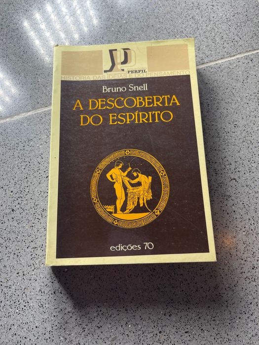 Livros á escolha, com uso. Diferentes idiomas