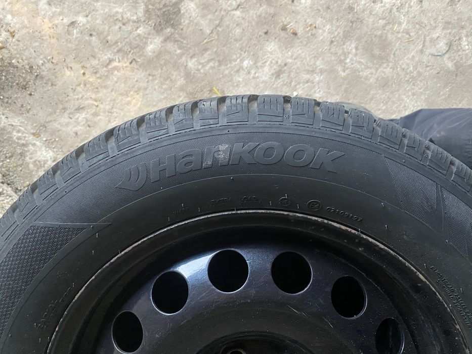 Шины колеса Субару Форестер 215/60 R16
