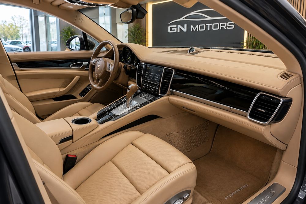 Porsche Panamera S E-Hybrid | Histórico Porsche | Nacional? | 2014