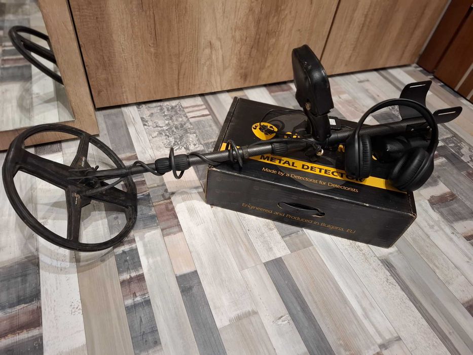Wykrywacz metali Golden Mask One Black