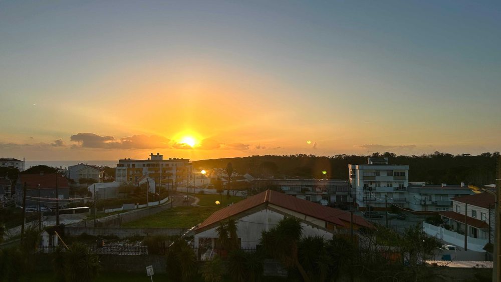 Apartamento T3 à venda na Charneca de Caparica