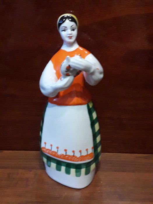 Статуетка Дівчина з куманцем та півень ГФЗ - виробник СРСР.