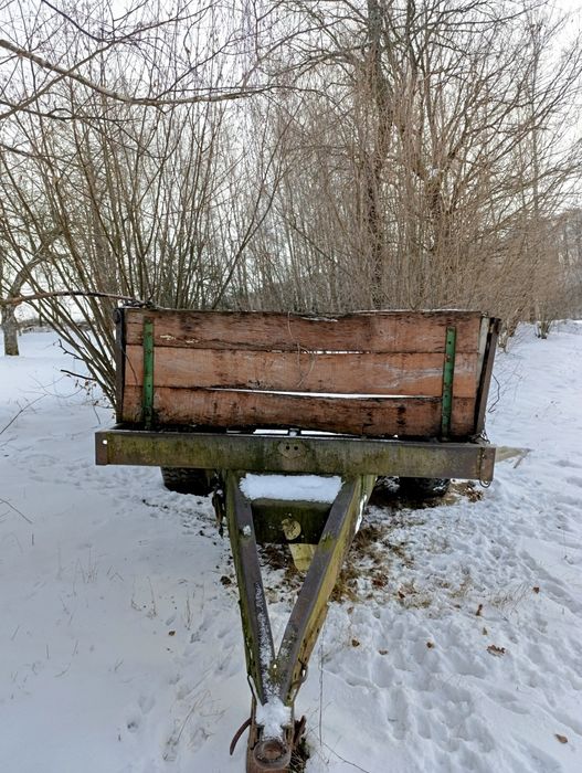 Продам трактор ЮМЗ з причепом і дисками